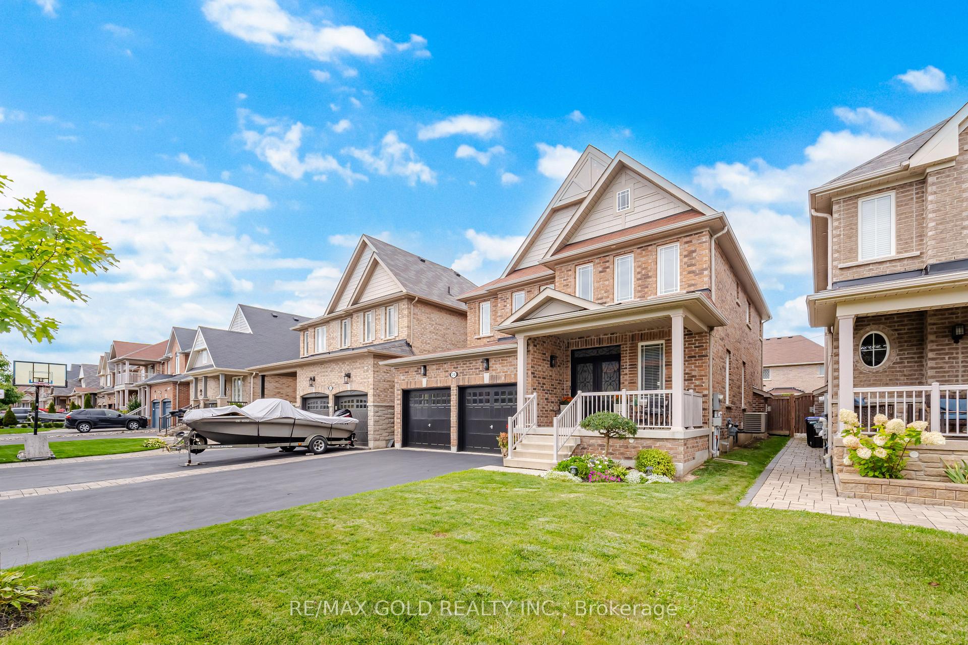 Photo 5 of 24 Gunning Crescent E, New Tecumseth, Tottenham — HOMEH