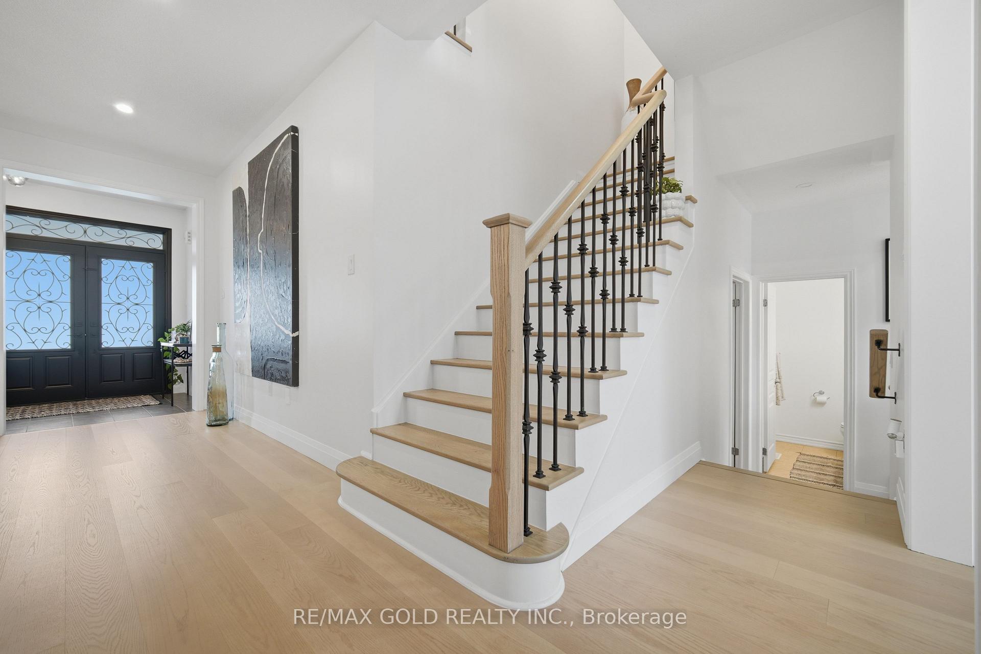 Photo 25 of 24 Gunning Crescent E, New Tecumseth, Tottenham — HOMEH
