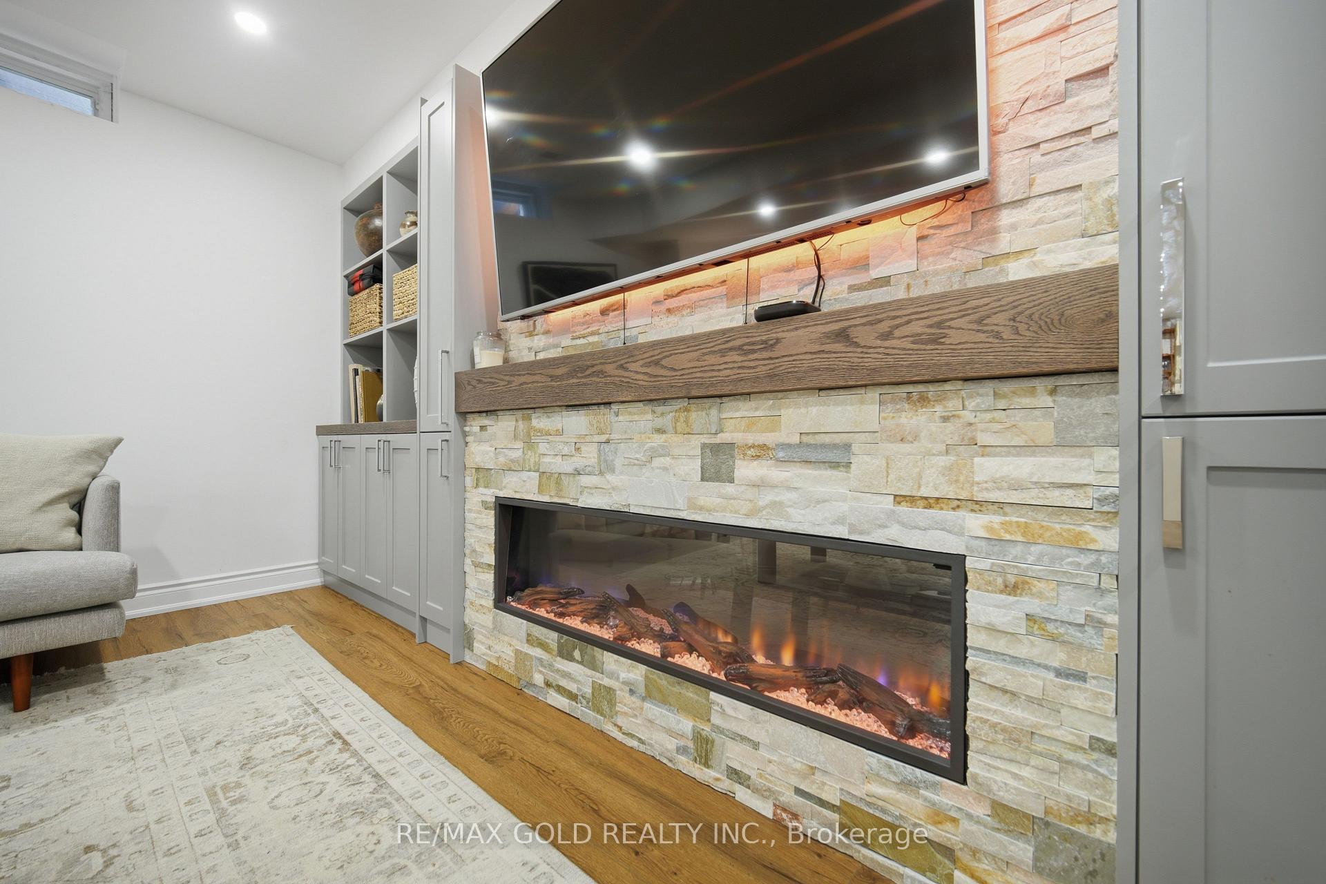 Photo 43 of 24 Gunning Crescent E, New Tecumseth, Tottenham — HOMEH