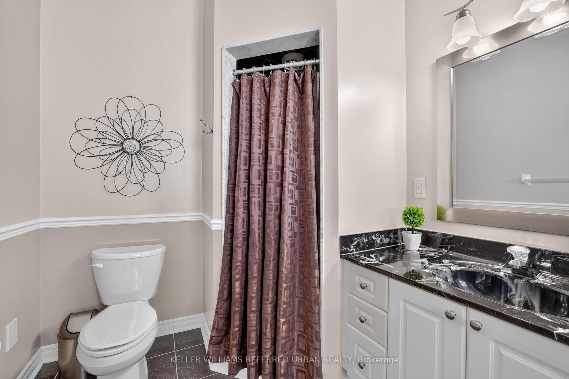 Photo 26 of 27 Summer Valley Drive, Brampton, Snelgrove — HOMEH