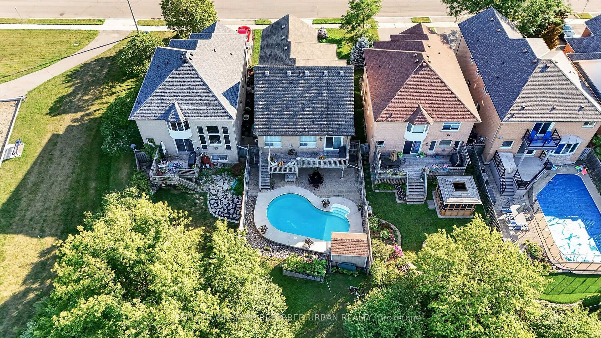 Photo 46 of 27 Summer Valley Drive, Brampton, Snelgrove — HOMEH