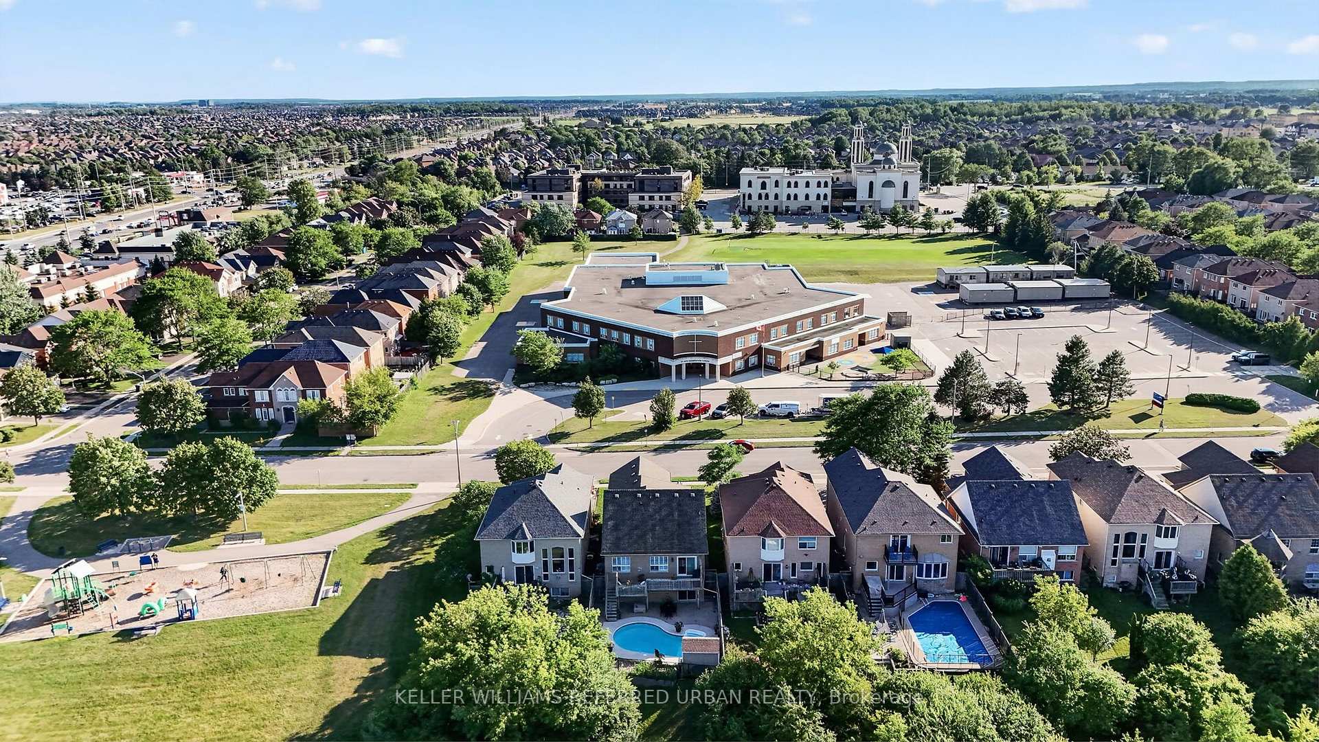 Photo 47 of 27 Summer Valley Drive, Brampton, Snelgrove — HOMEH
