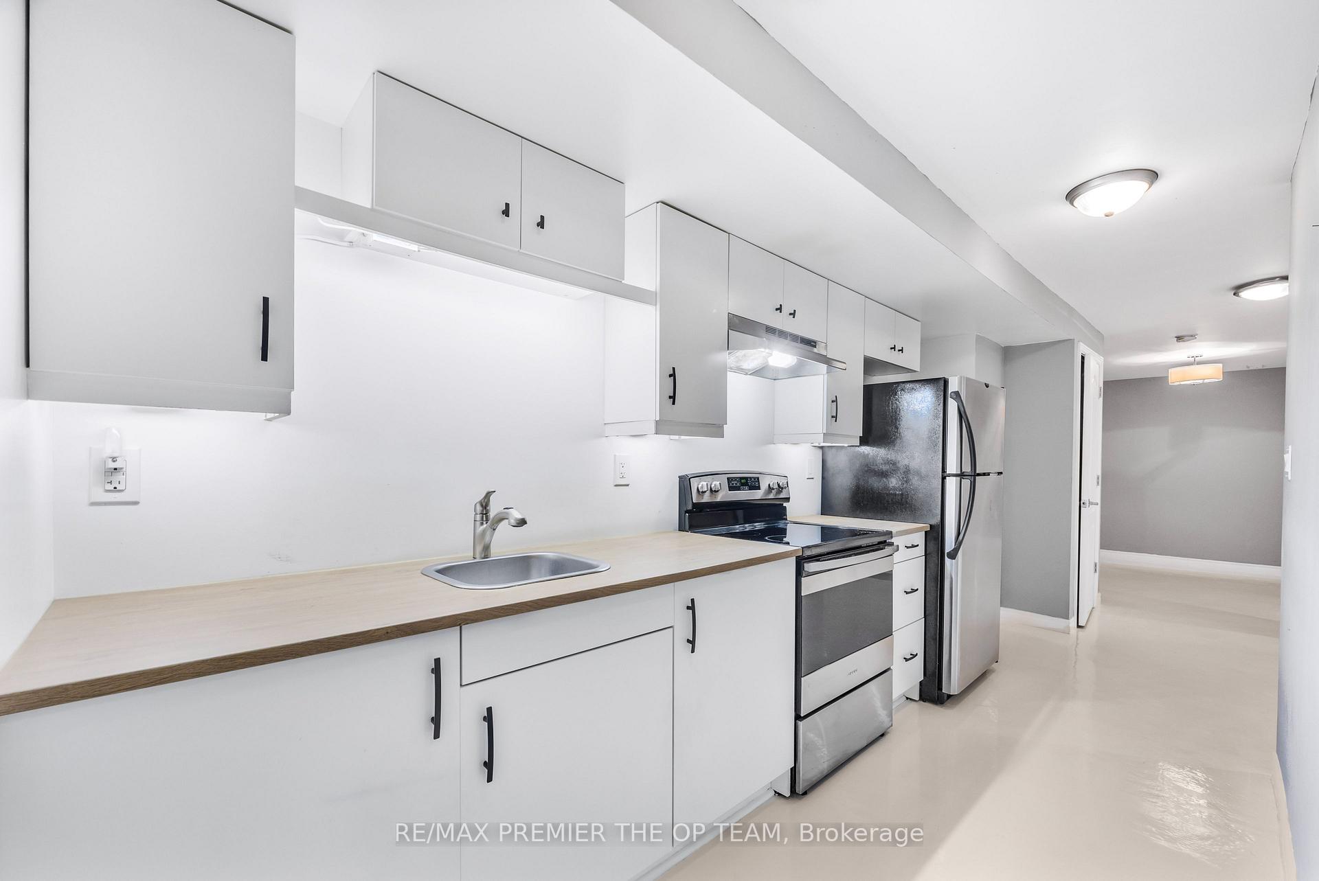 Photo 3 of Unit Lower, 223 Landsbridge Street, Caledon, Bolton East — HOMEH