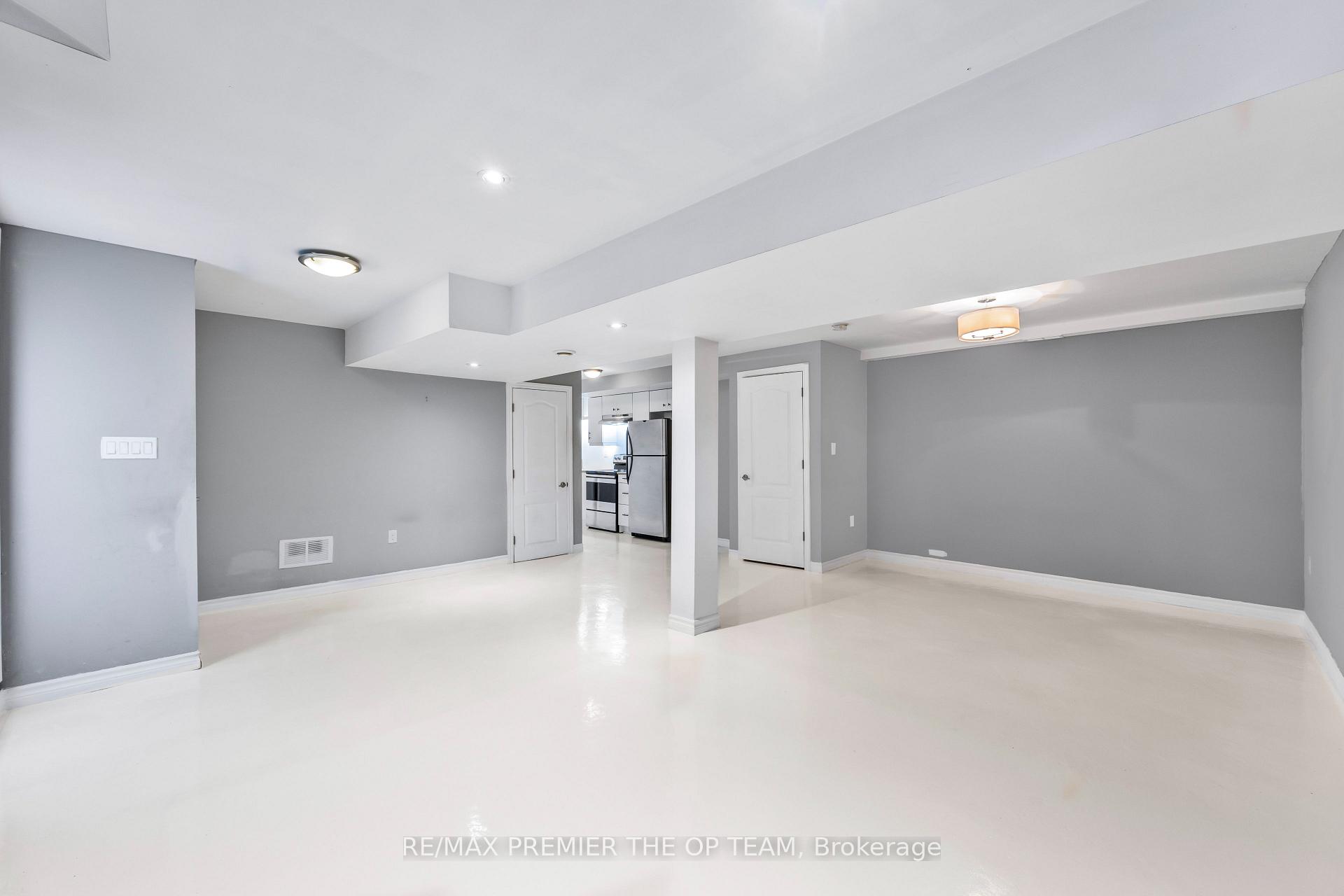 Photo 8 of Unit Lower, 223 Landsbridge Street, Caledon, Bolton East — HOMEH
