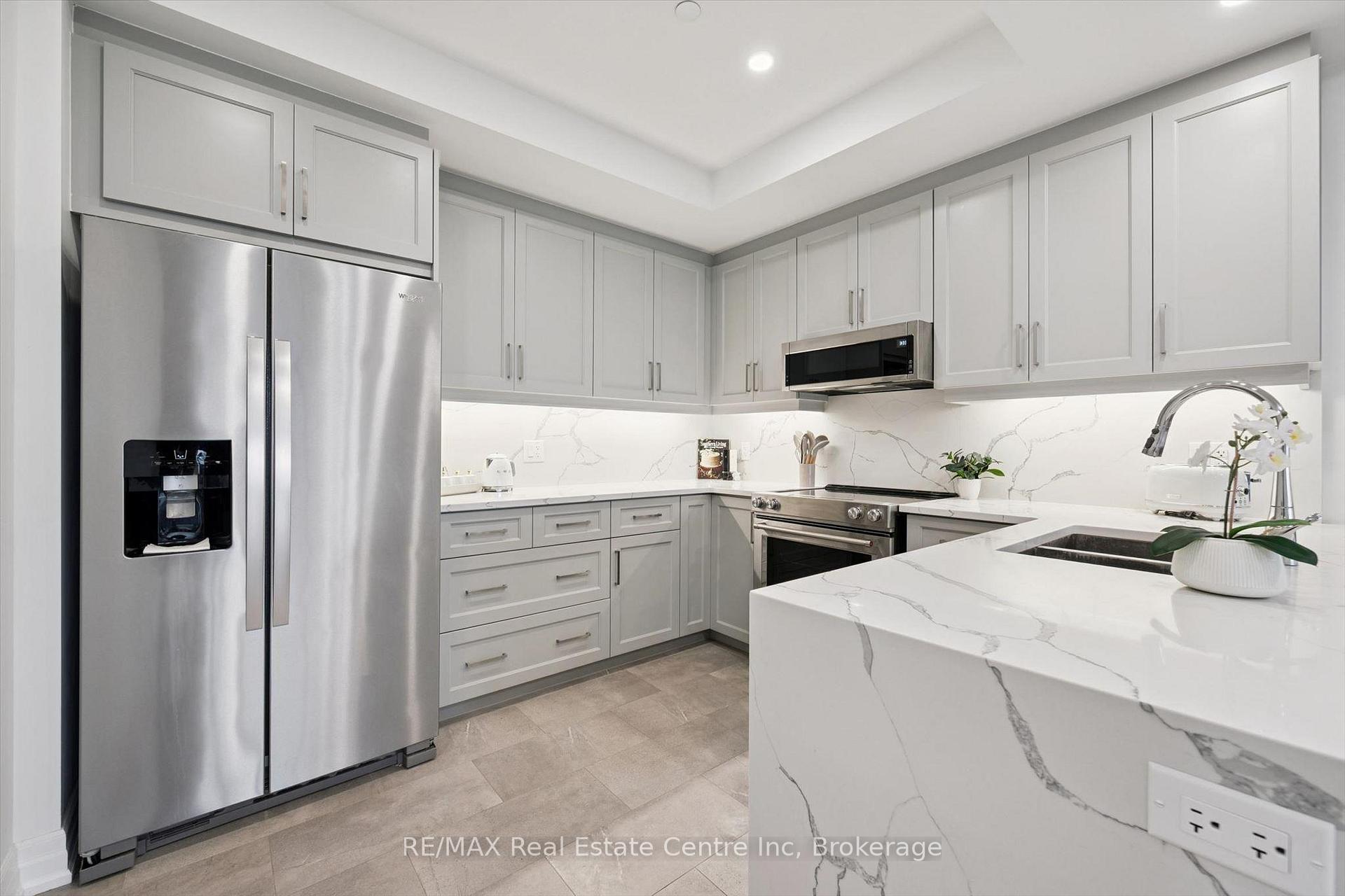 Photo 4 of Unit 707, 1880 Gordon Street, Guelph, Pineridge/Westminster Woods — HOMEH