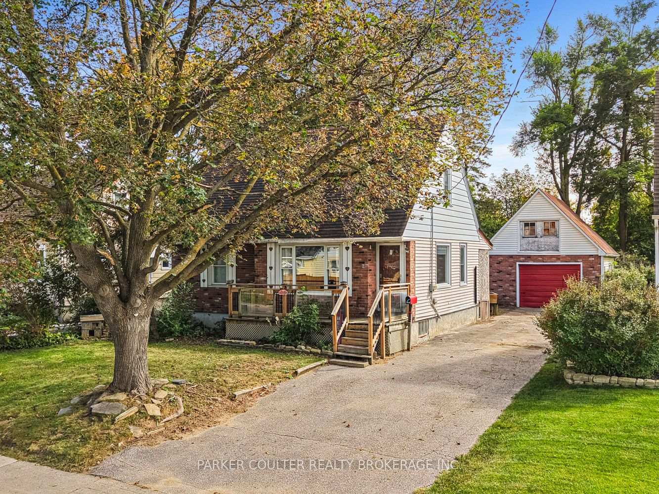 Photo 1 of 27 Campbell Avenue, Barrie, Allandale — HOMEH