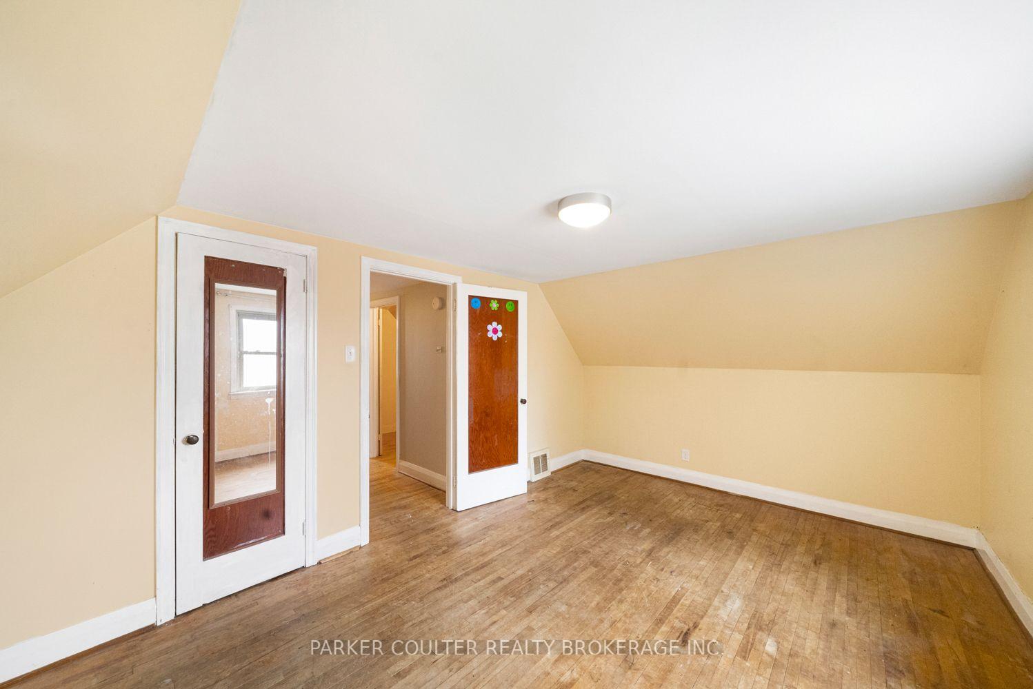 Photo 27 of 27 Campbell Avenue, Barrie, Allandale — HOMEH