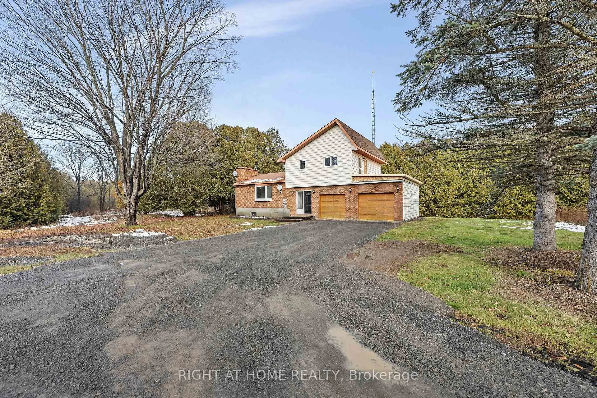 Photo 2 of 1864 Manotick Station Road, Ottawa, Osgoode Twp North of Reg Rd 6 — HOMEH