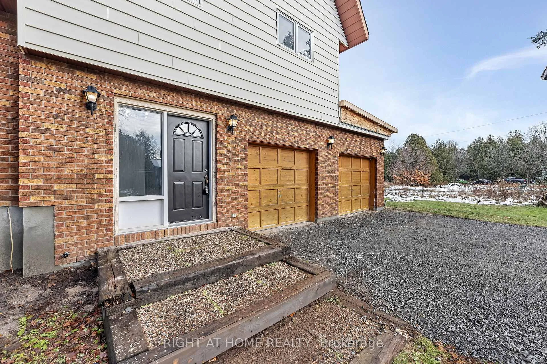 Photo 4 of 1864 Manotick Station Road, Ottawa, Osgoode Twp North of Reg Rd 6 — HOMEH
