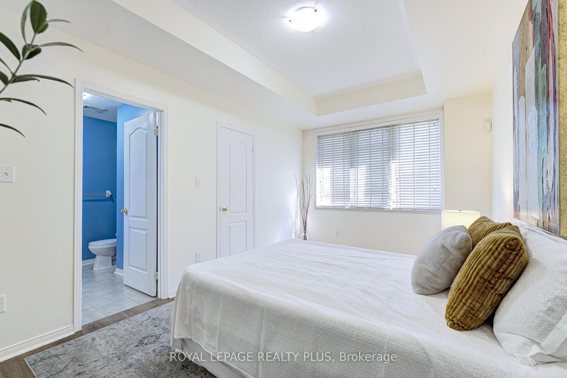Photo 7 of Unit 1, 5750 Tosca Drive, Mississauga, Churchill Meadows — HOMEH
