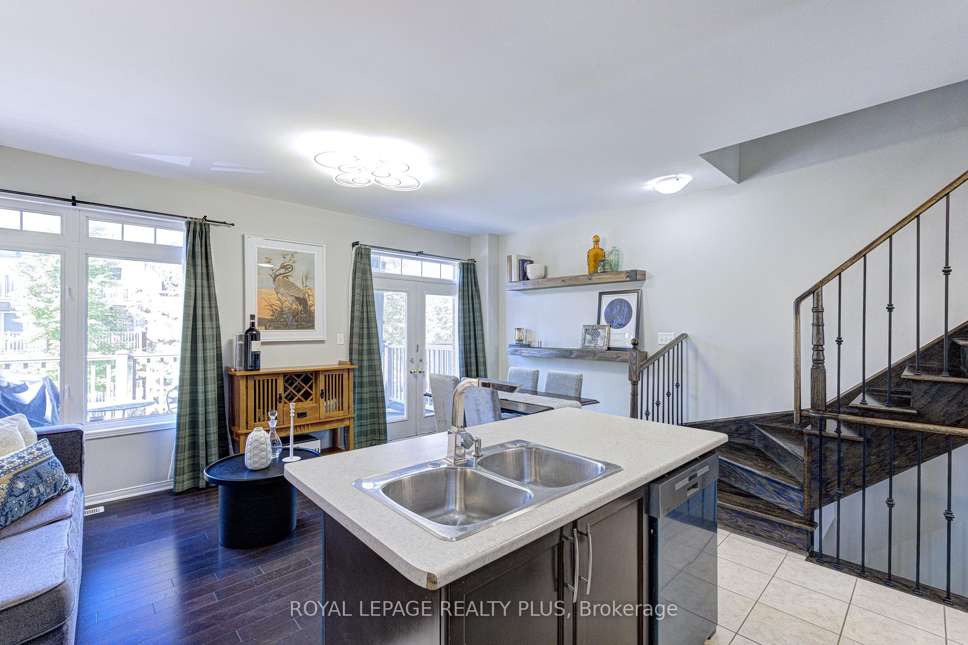 Photo 14 of Unit 1, 5750 Tosca Drive, Mississauga, Churchill Meadows — HOMEH