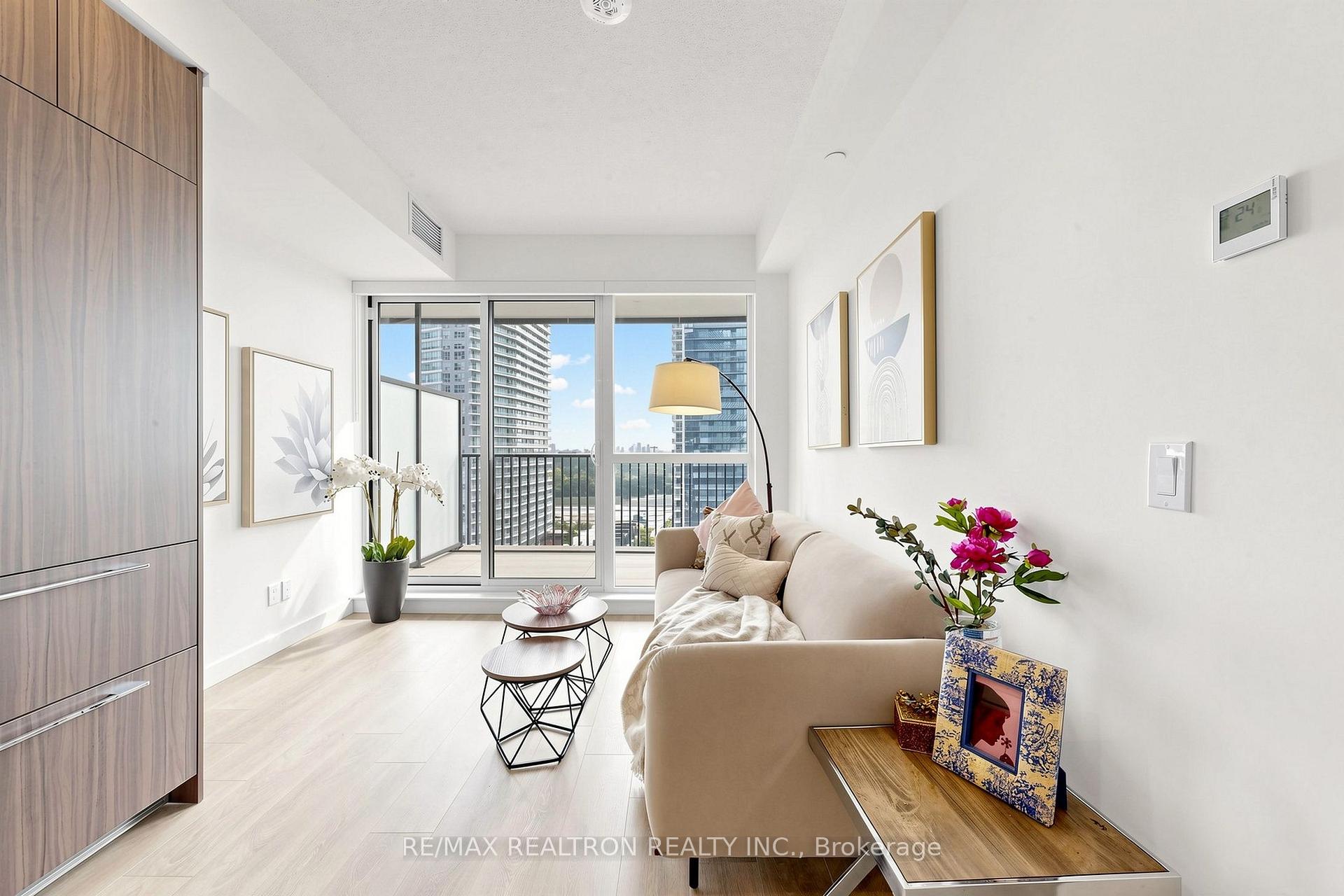 Photo of Unit 1102, 68 Esther Shiner Boulevard