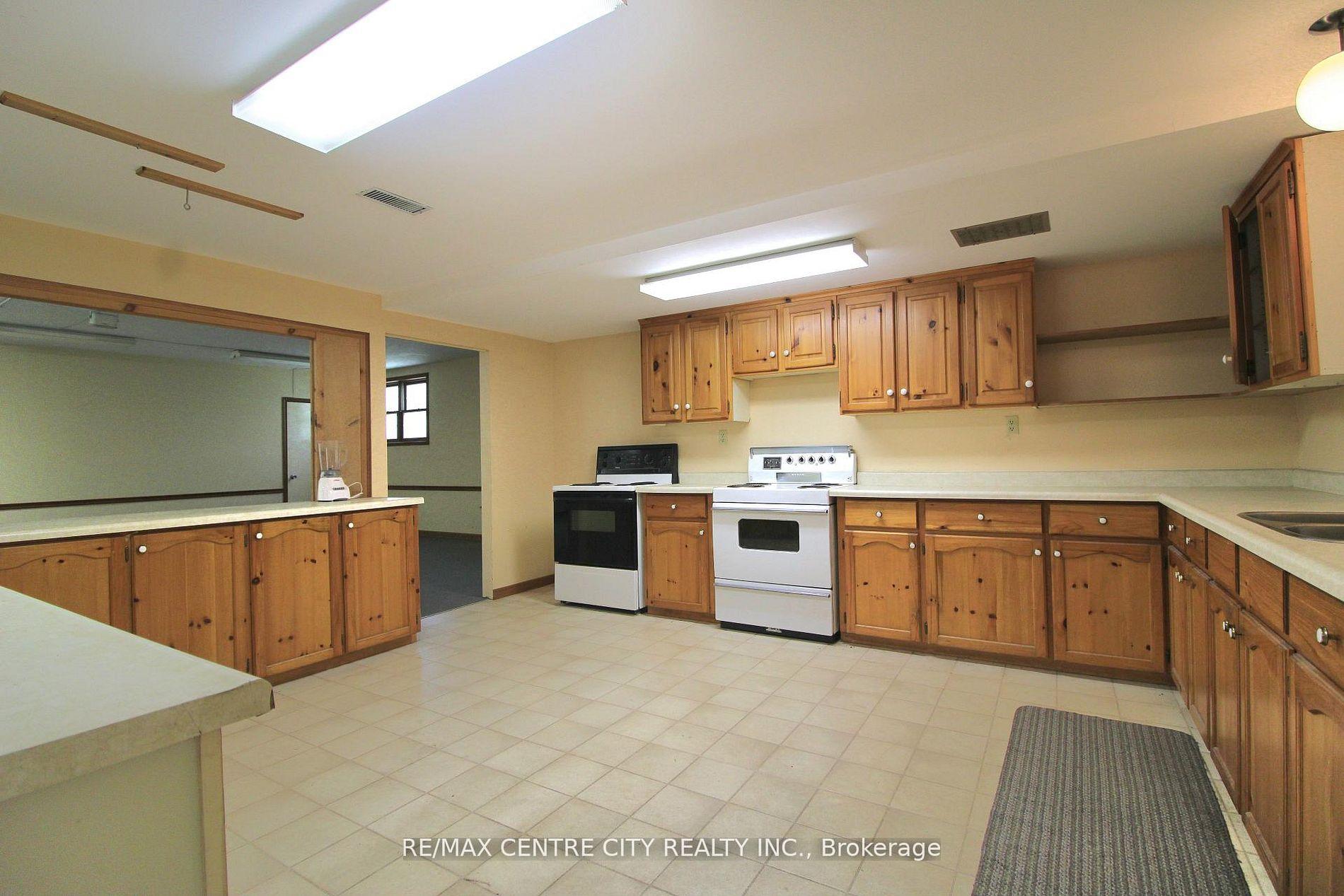 Photo 16 of 12 Chester Street, St. Thomas — HOMEH