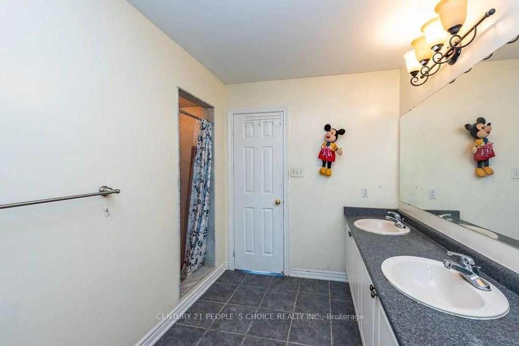 Photo 28 of 1 Bouvier Gate, Brampton, Fletcher's Meadow — HOMEH