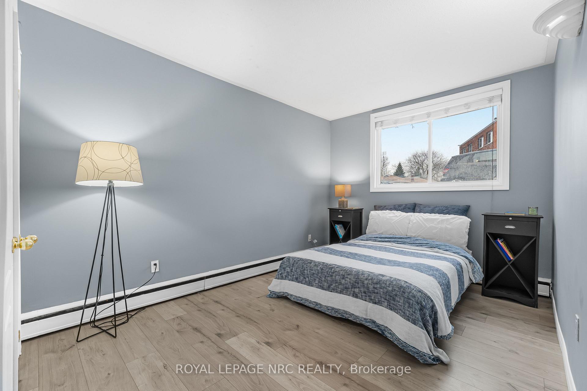 Photo 3 of Unit 7, 454 Carlton Street, St. Catharines, Facer — HOMEH