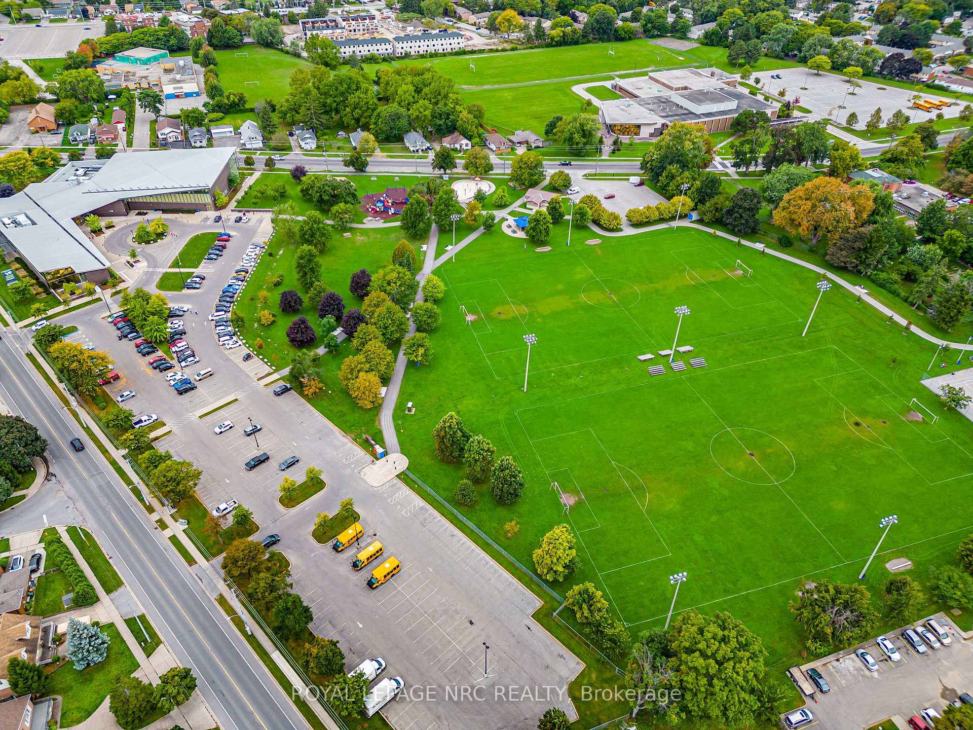 Photo 9 of Unit 7, 454 Carlton Street, St. Catharines, Facer — HOMEH