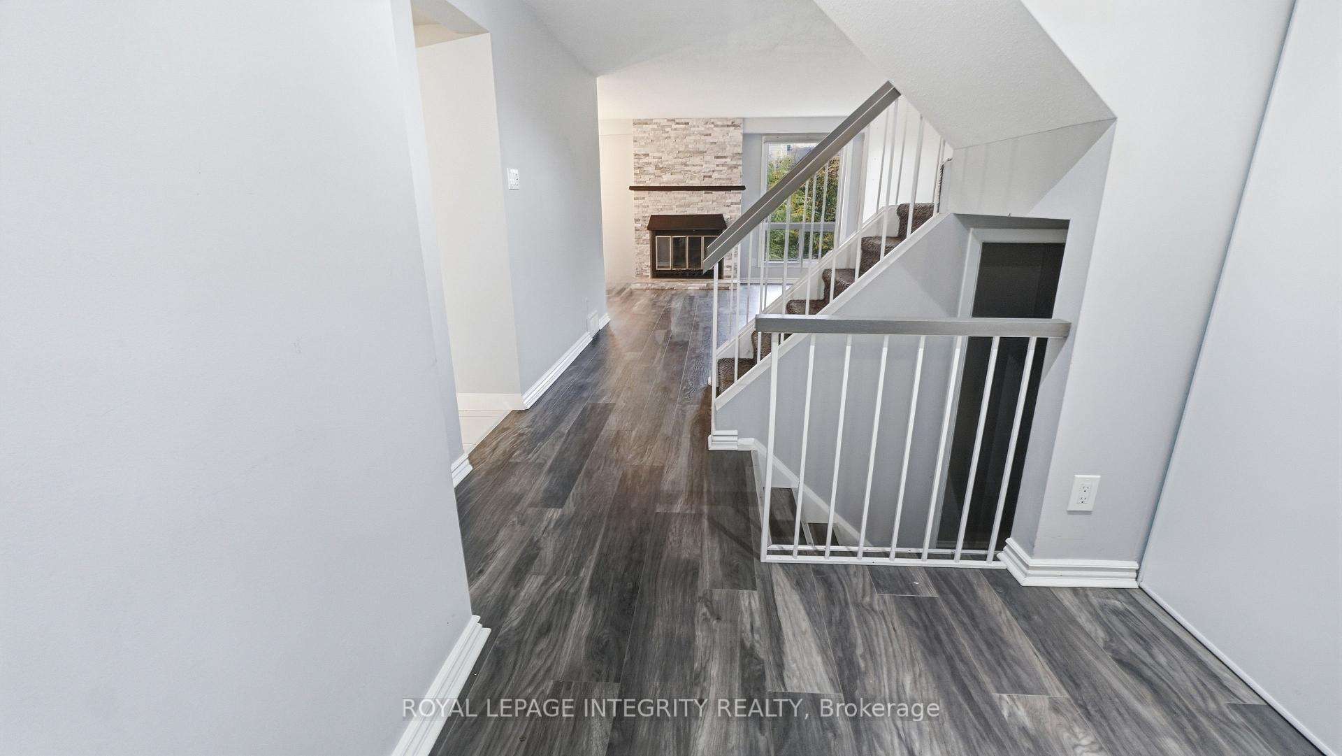 Photo 3 of Unit 29, 1080 Ormes Place, Ottawa, Convent Glen North — HOMEH