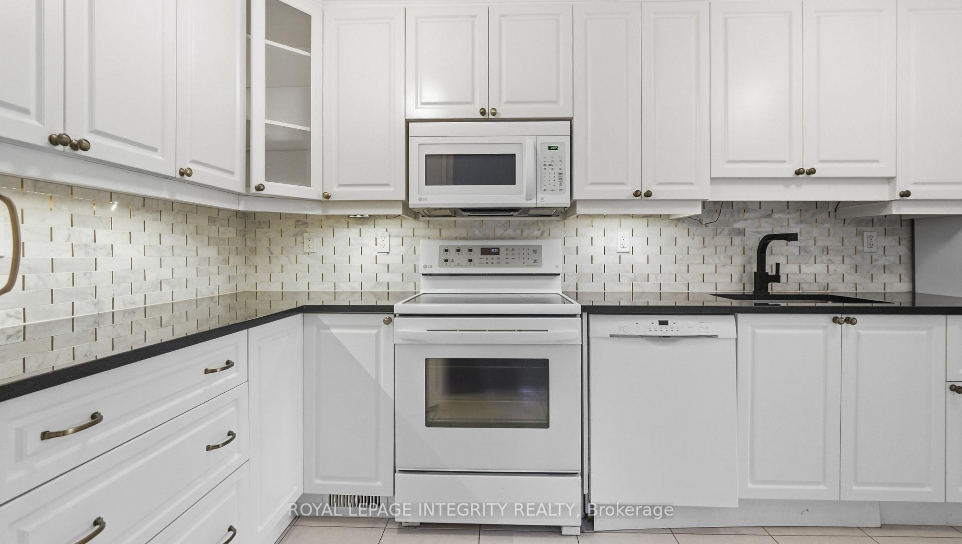 Photo 18 of Unit 29, 1080 Ormes Place, Ottawa, Convent Glen North — HOMEH