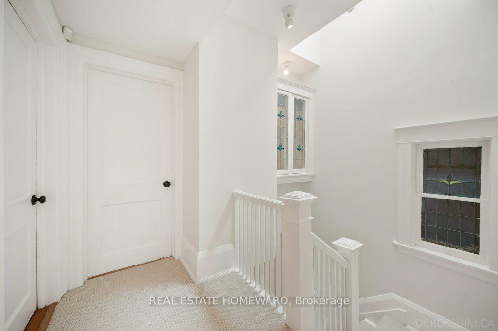 Photo 30 of 69 Walmsley Boulevard, Toronto, Yonge-St. Clair — HOMEH