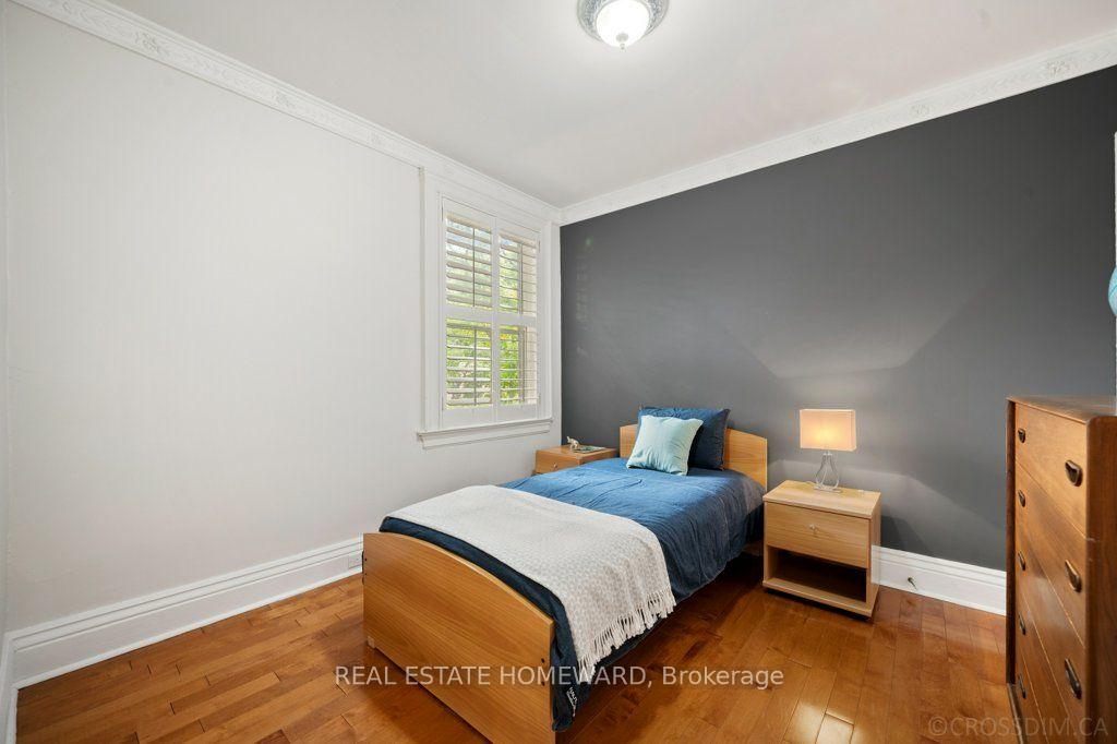Photo 33 of 69 Walmsley Boulevard, Toronto, Yonge-St. Clair — HOMEH