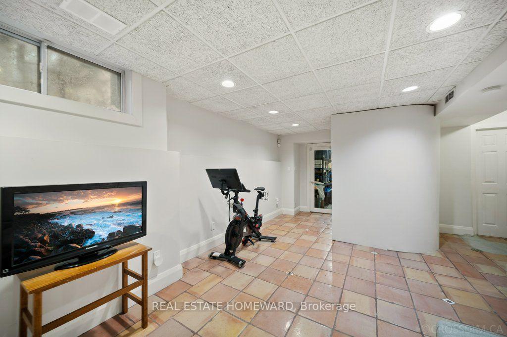 Photo 48 of 69 Walmsley Boulevard, Toronto, Yonge-St. Clair — HOMEH