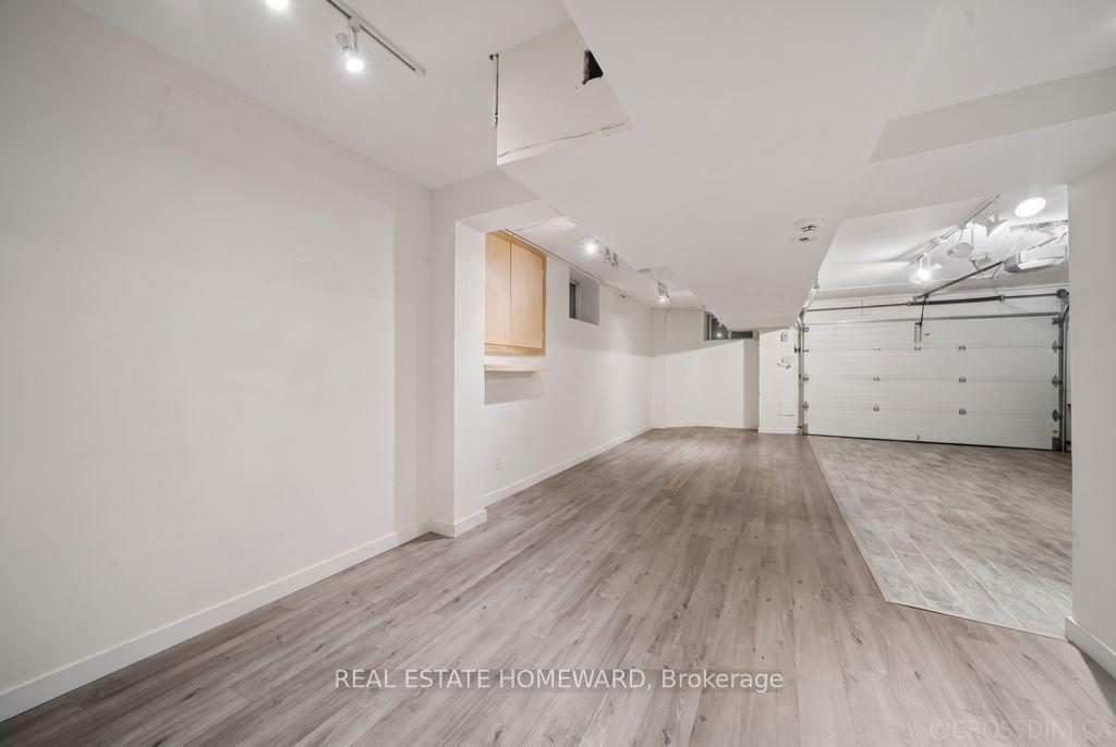 Photo 49 of 69 Walmsley Boulevard, Toronto, Yonge-St. Clair — HOMEH