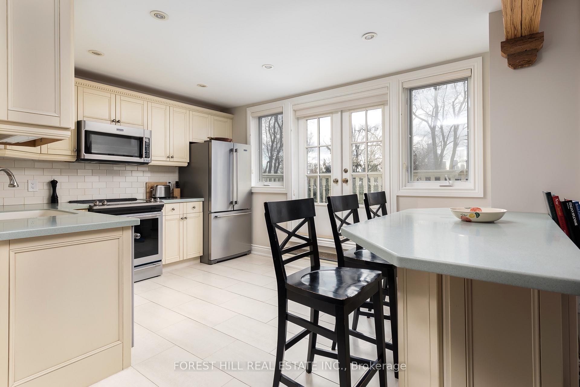 Photo 16 of 105 Balmoral Avenue, Toronto, Yonge-St. Clair — HOMEH