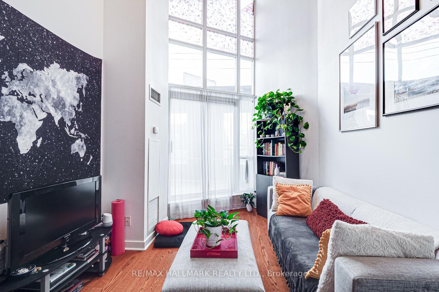 Photo 4 of Unit 214, 255 Richmond Street E, Toronto, Moss Park — HOMEH