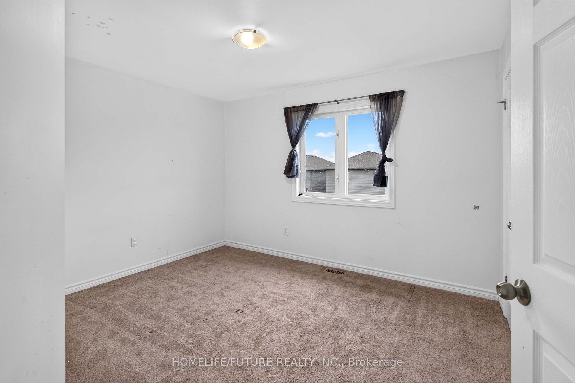 Photo 32 of 39 Brennan Crescent, Loyalist, Odessa — HOMEH