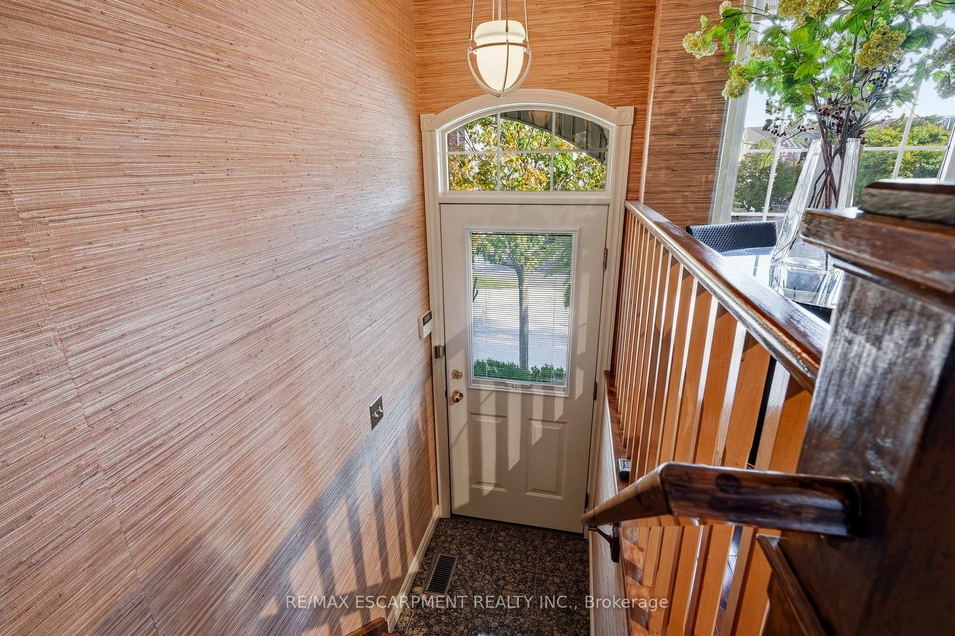 Photo 4 of Unit 52, 3480 Upper Middle Road, Burlington, Palmer — HOMEH