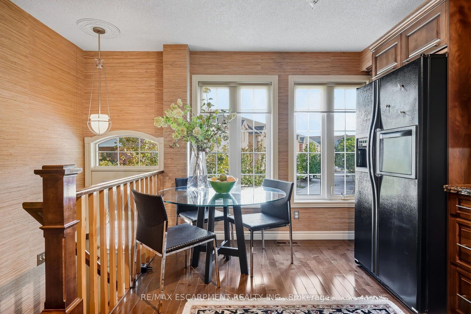 Photo 7 of Unit 52, 3480 Upper Middle Road, Burlington, Palmer — HOMEH