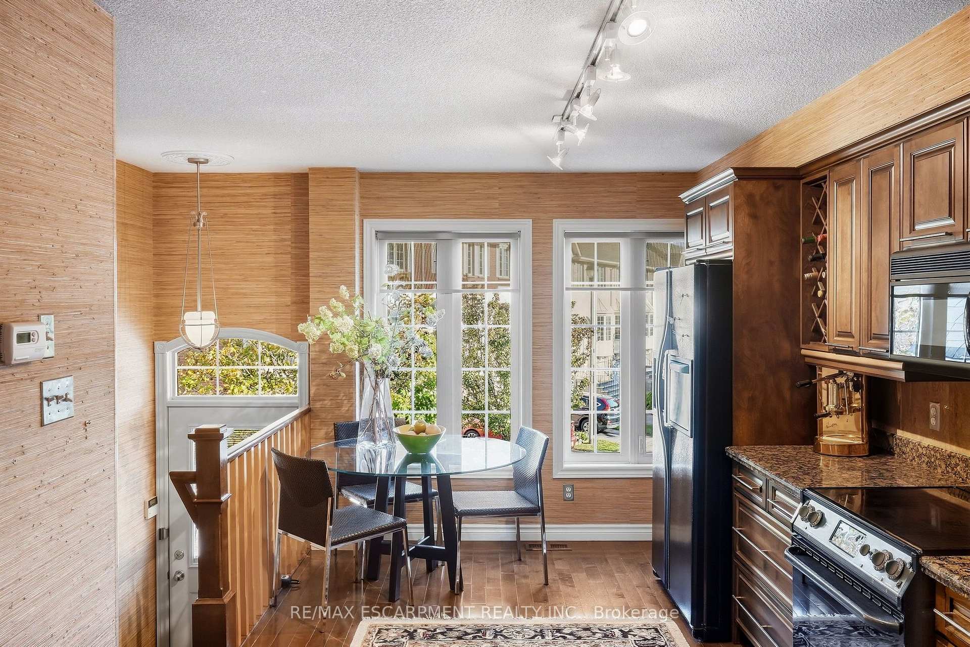 Photo 28 of Unit 52, 3480 Upper Middle Road, Burlington, Palmer — HOMEH