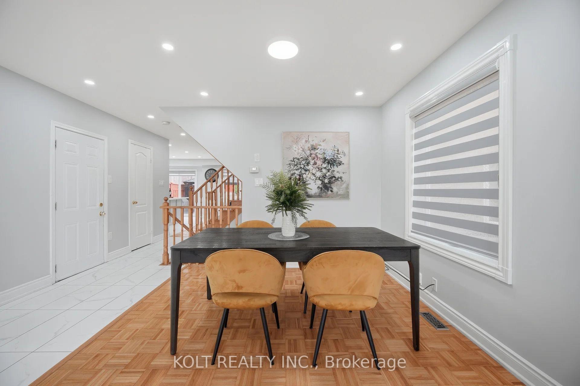 Photo 13 of 34 Saddleback Square, Brampton, Fletcher's Creek Village — HOMEH