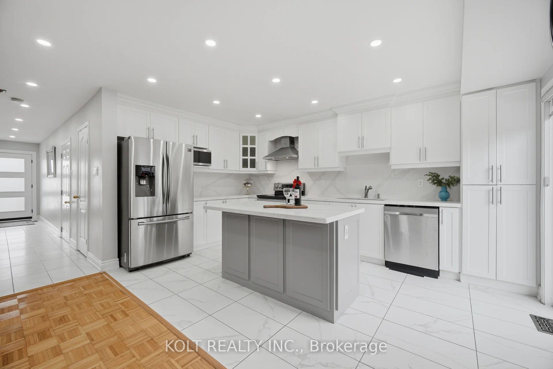 Photo 14 of 34 Saddleback Square, Brampton, Fletcher's Creek Village — HOMEH