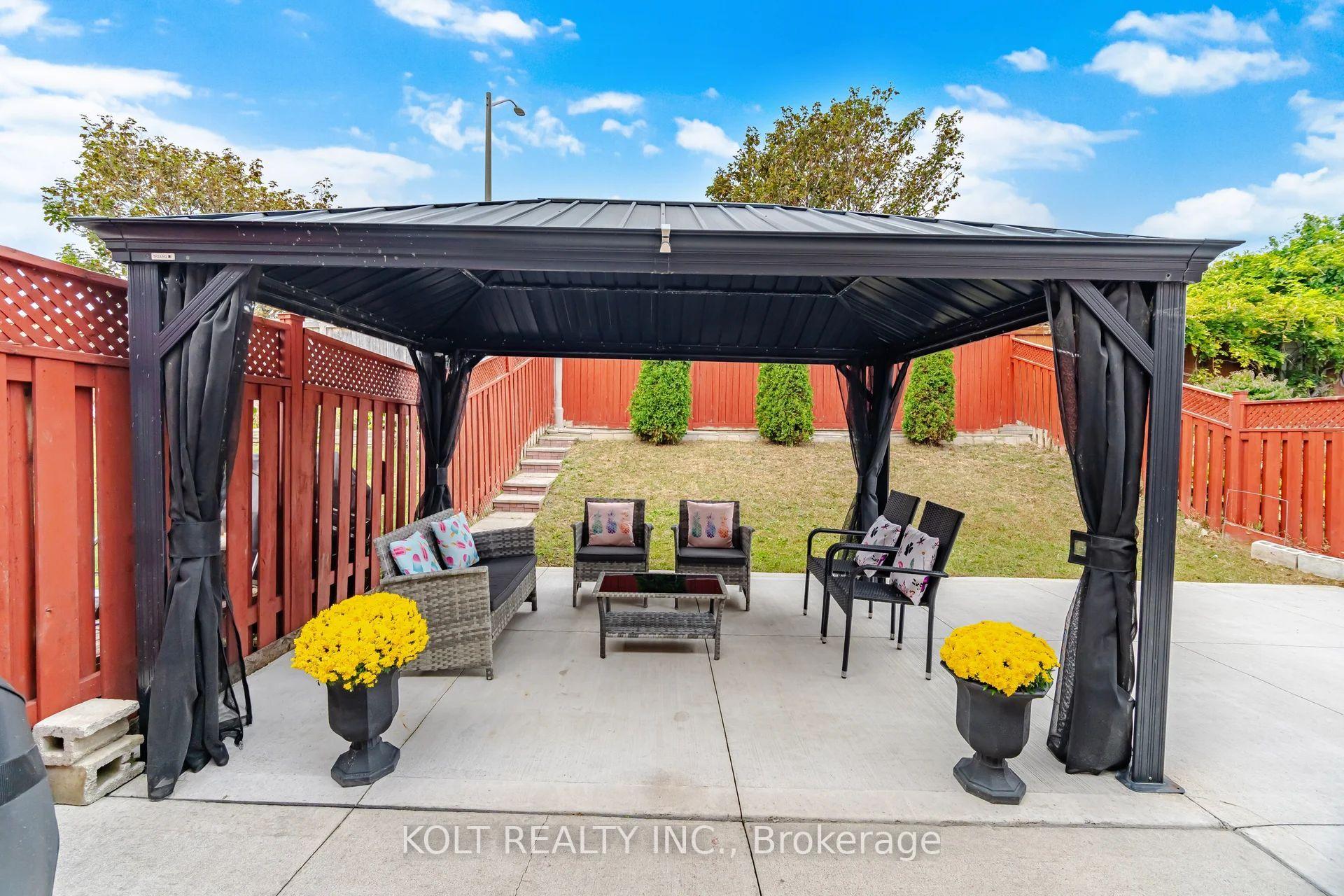 Photo 41 of 34 Saddleback Square, Brampton, Fletcher's Creek Village — HOMEH