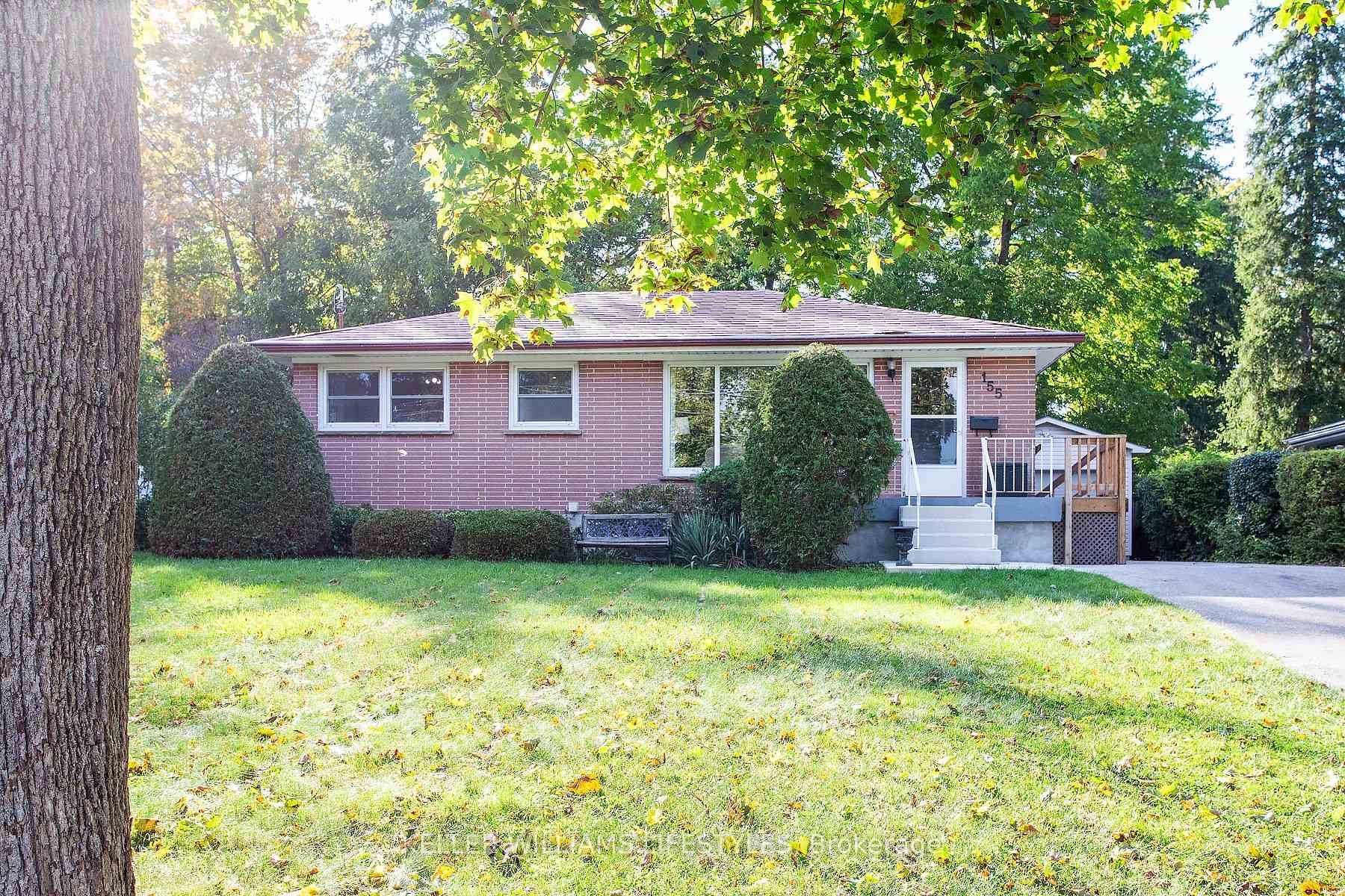 Photo 2 of 155 Trowbridge Avenue, London, South D — HOMEH