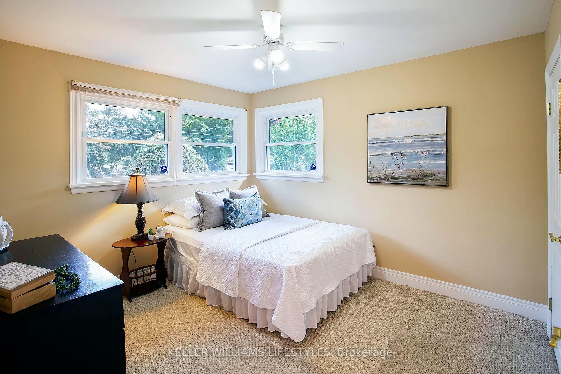 Photo 18 of 155 Trowbridge Avenue, London, South D — HOMEH