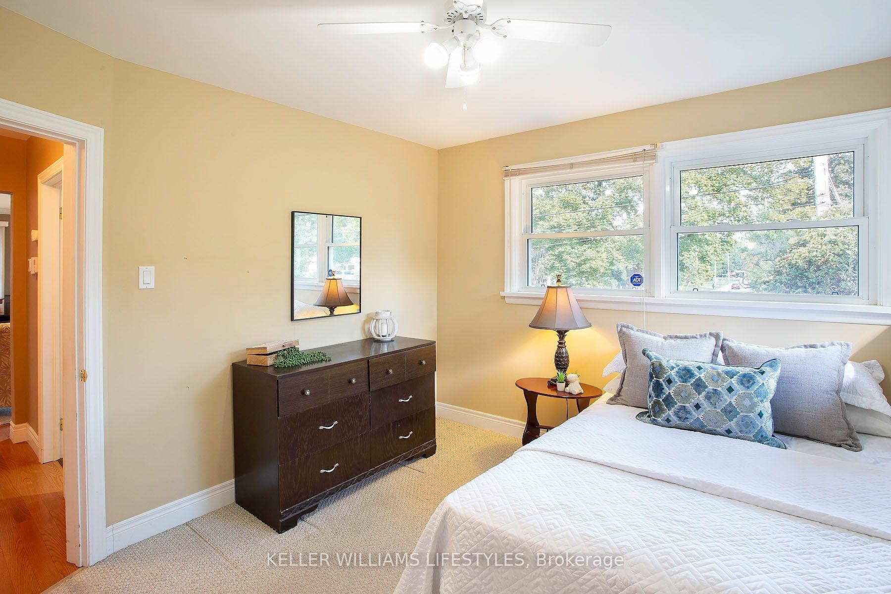 Photo 19 of 155 Trowbridge Avenue, London, South D — HOMEH