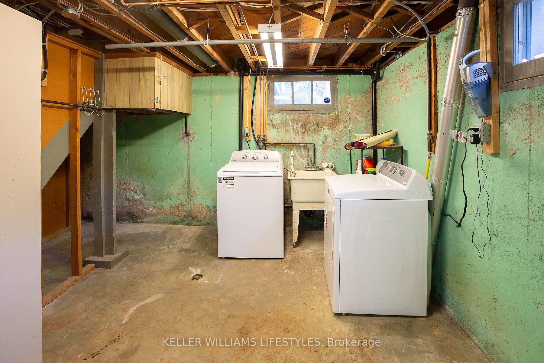 Photo 28 of 155 Trowbridge Avenue, London, South D — HOMEH
