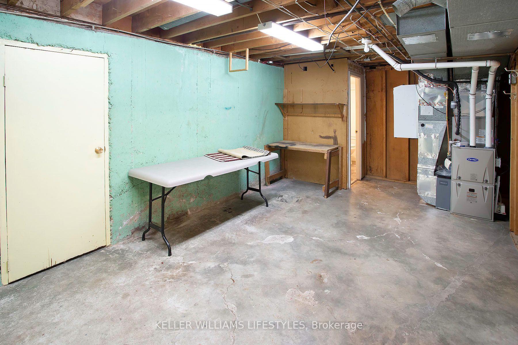 Photo 30 of 155 Trowbridge Avenue, London, South D — HOMEH