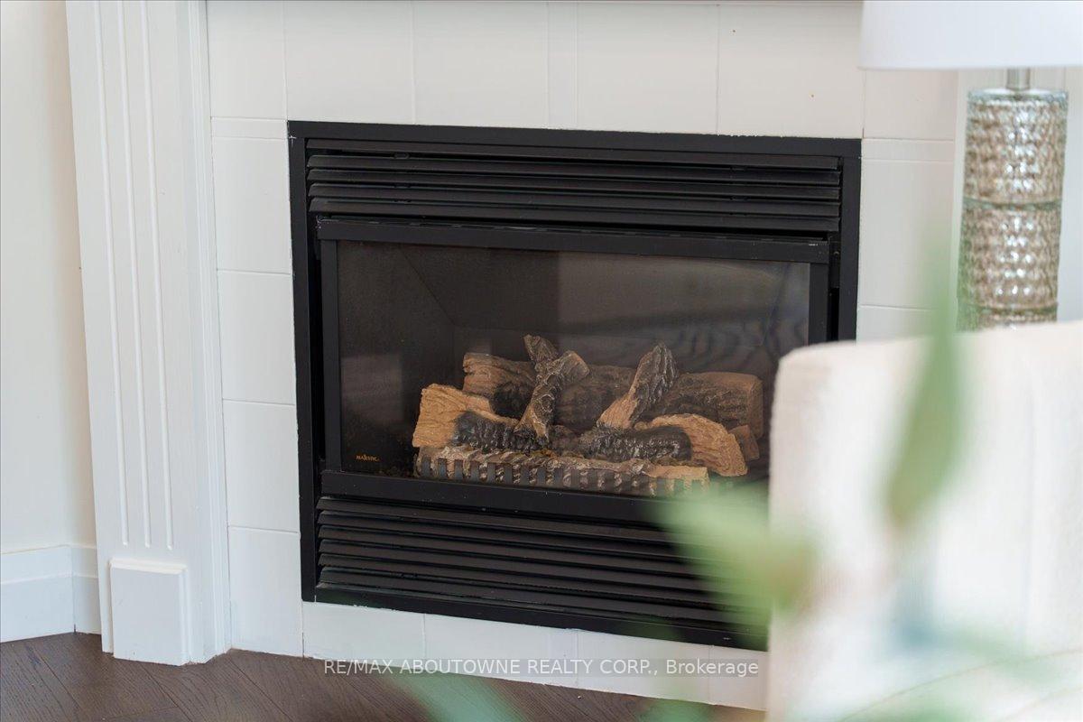 Photo 17 of 1282 Parkhurst Drive, Oakville, West Oak Trails — HOMEH