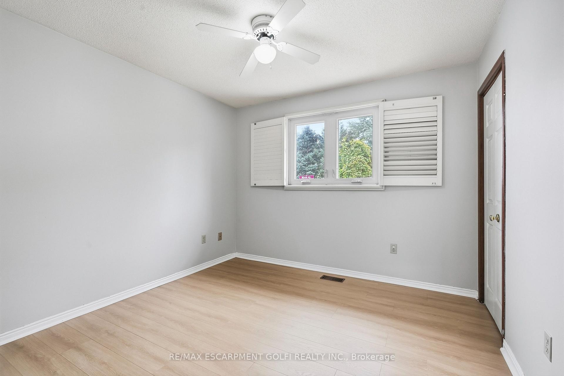 Photo 8 of 7814 Donlee Drive, Niagara Falls, Ascot — HOMEH