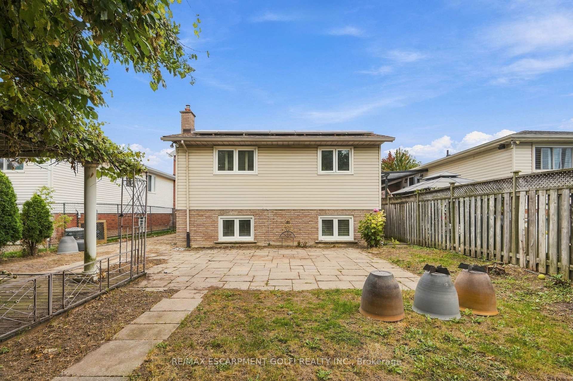 Photo 14 of 7814 Donlee Drive, Niagara Falls, Ascot — HOMEH