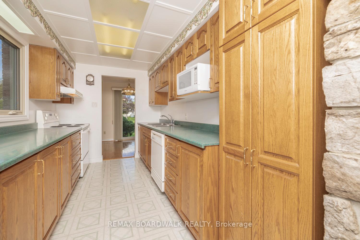 Photo 17 of 104 Avenue 4a, Beckwith, Beckwith Twp — HOMEH