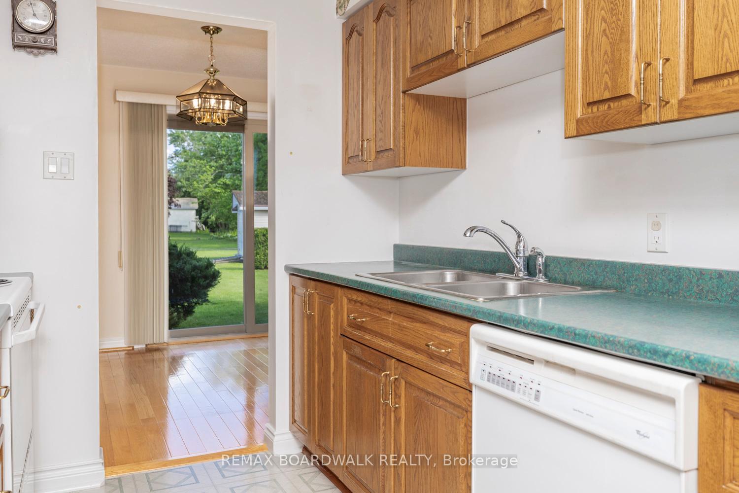 Photo 19 of 104 Avenue 4a, Beckwith, Beckwith Twp — HOMEH
