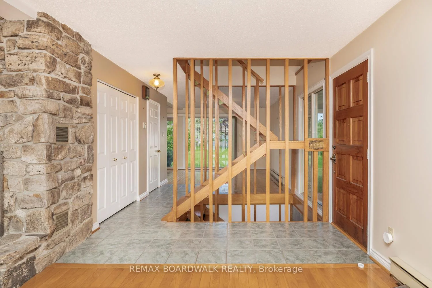 Photo 10 of 104 Avenue 4a, Beckwith, Beckwith Twp — HOMEH