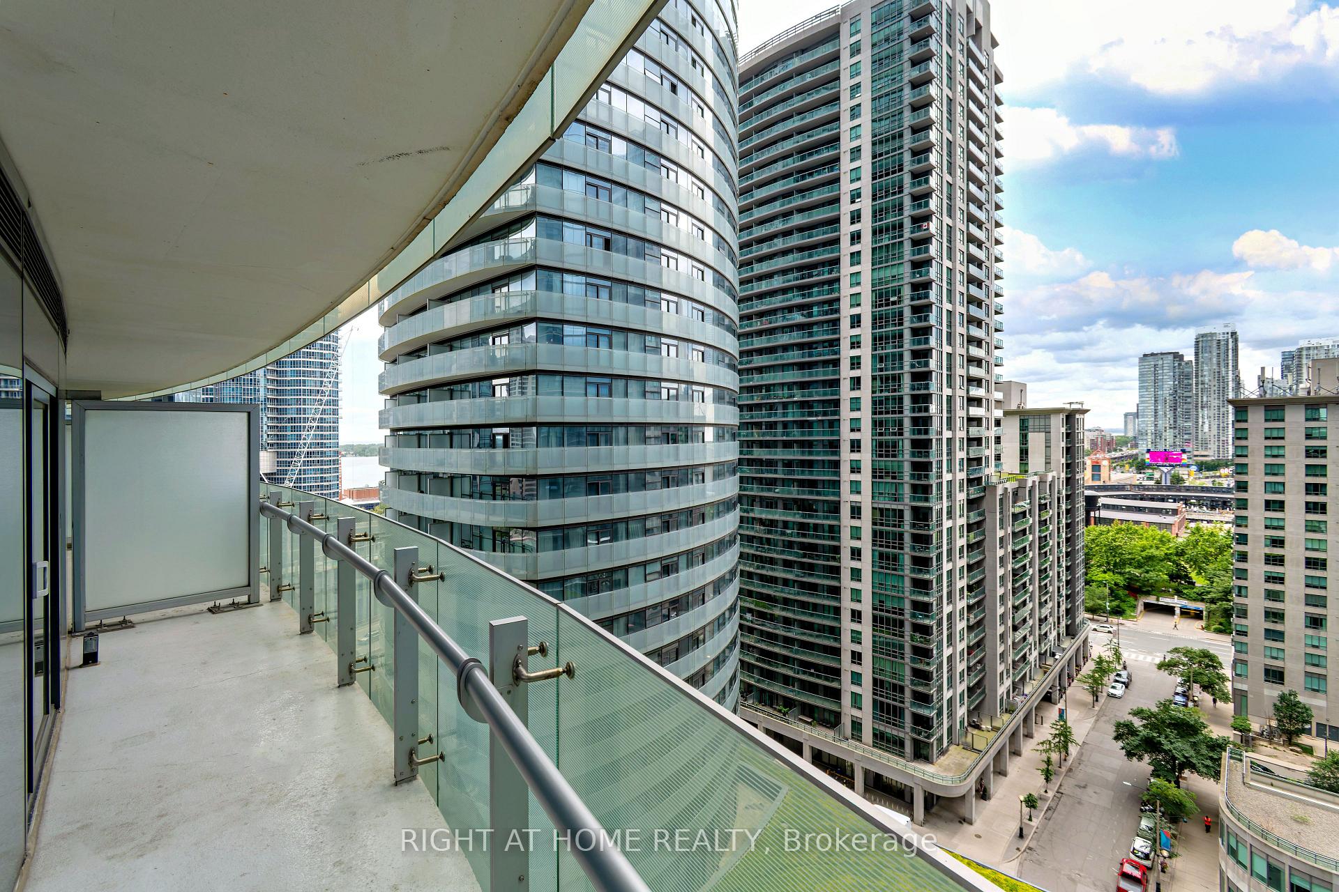 Photo 20 of Unit 708, 14 York Street, Toronto, Waterfront Communities — HOMEH