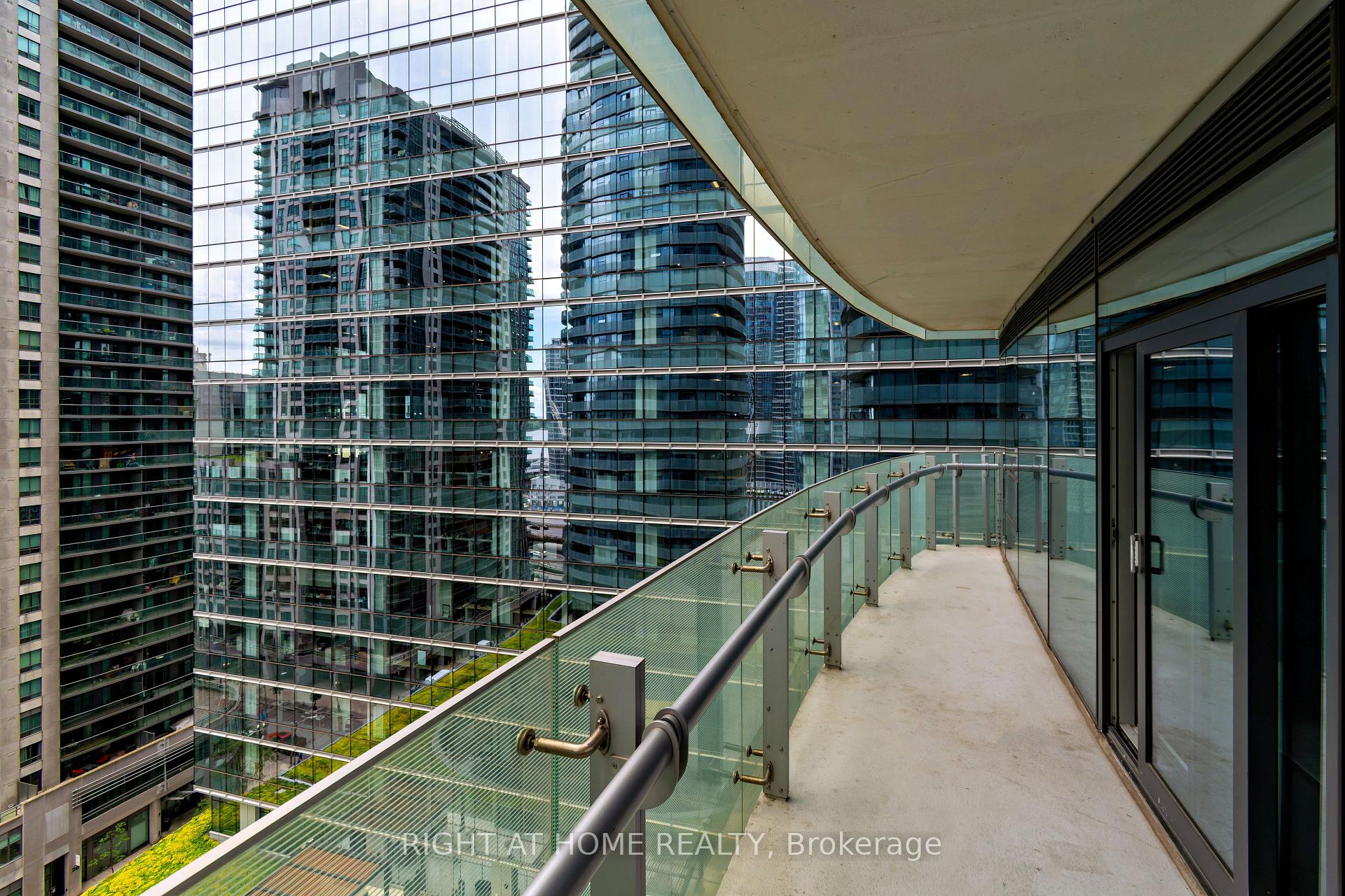 Photo 21 of Unit 708, 14 York Street, Toronto, Waterfront Communities — HOMEH