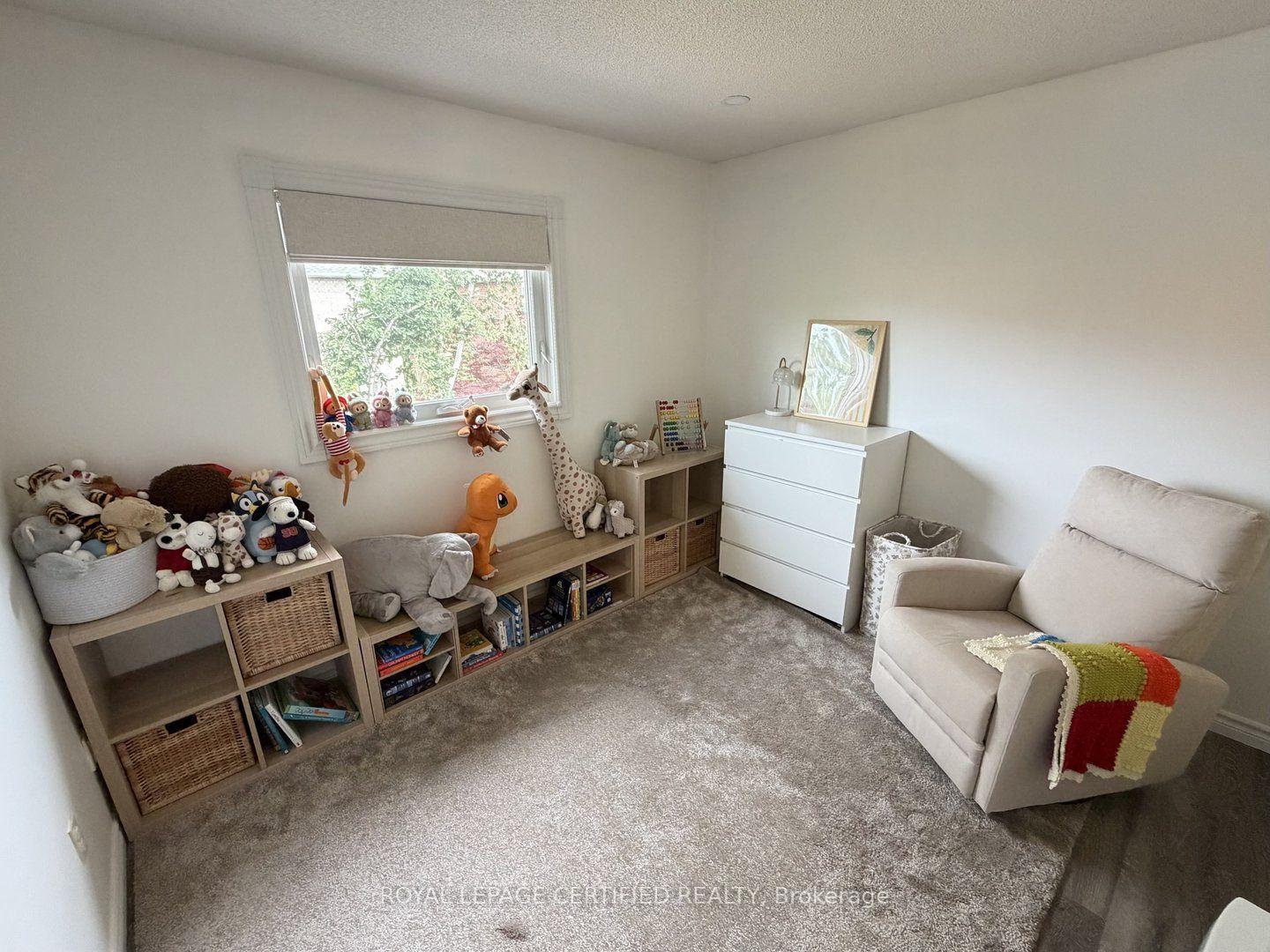 Photo 16 of 5967 Cherrywood Place, Mississauga, East Credit — HOMEH