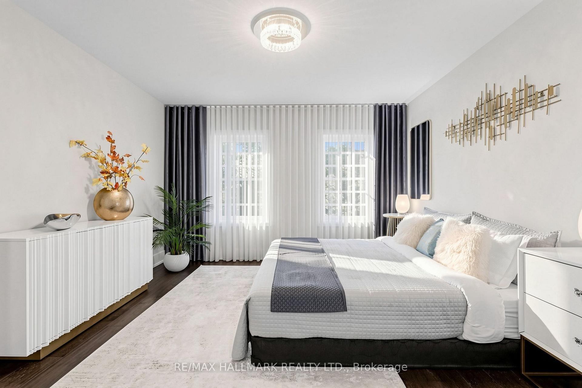 Photo 32 of 63 Willett Crescent, Richmond Hill, Mill Pond — HOMEH